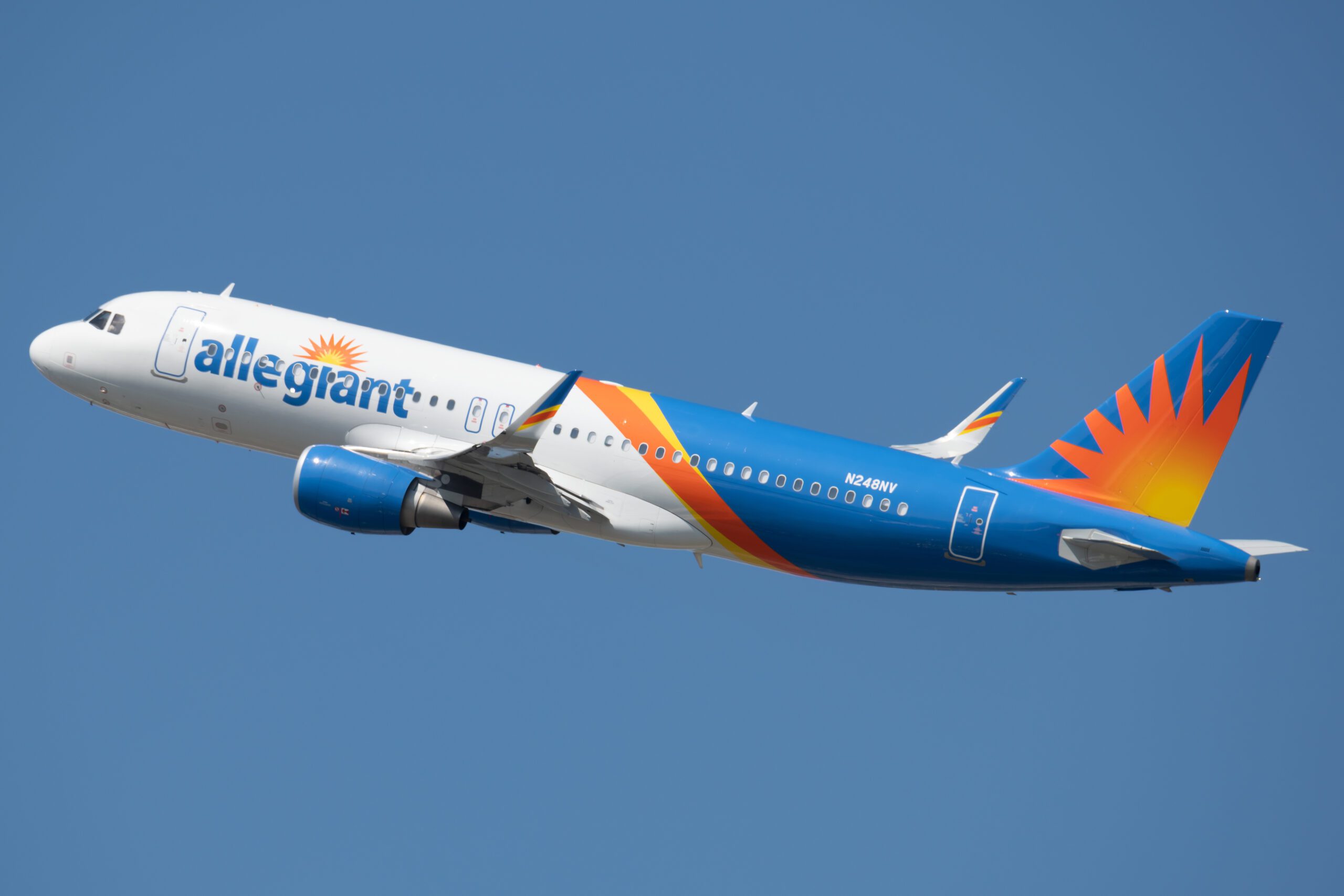 An Allegiant Air Airbus A320 plane